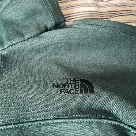 The North Face Women’s Forest Green Full Zip Up  Jacket - Picture 2 of 4
